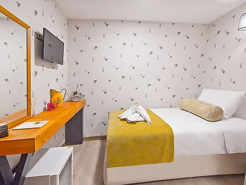 Kuzen Otel İstanbul Türkiye